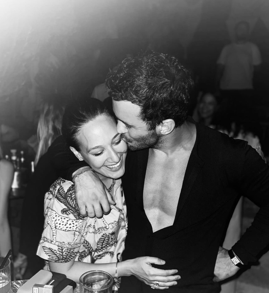 Barış Arduç: "Eşinizle sıkılmayı da becerebilmeniz lazım.

Hayat sadece eğlenmek değil."