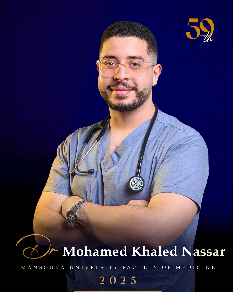 Doc_Mo2's tweet photo. وكان فضلُ اللهِ علينا عظيمًا، فله الحمدُ والشكر 
Officially intern doctor at MUH 🤍 https://t.co/ecl6MtcPIp
