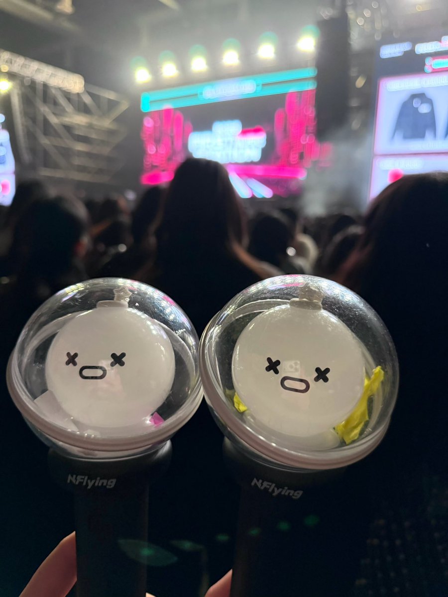 utopia_0so's tweet photo. 누나 12월에 뭐해요?
ㄴ 페스티벌 가
누나 1월엔 뭐해요?
ㄴ 페스티벌 간다
... 누나 2월엔 뭐해요?
ㄴ 페스티벌

누나 혹시 페스티벌이에요? https://t.co/NbJPEGWFDi