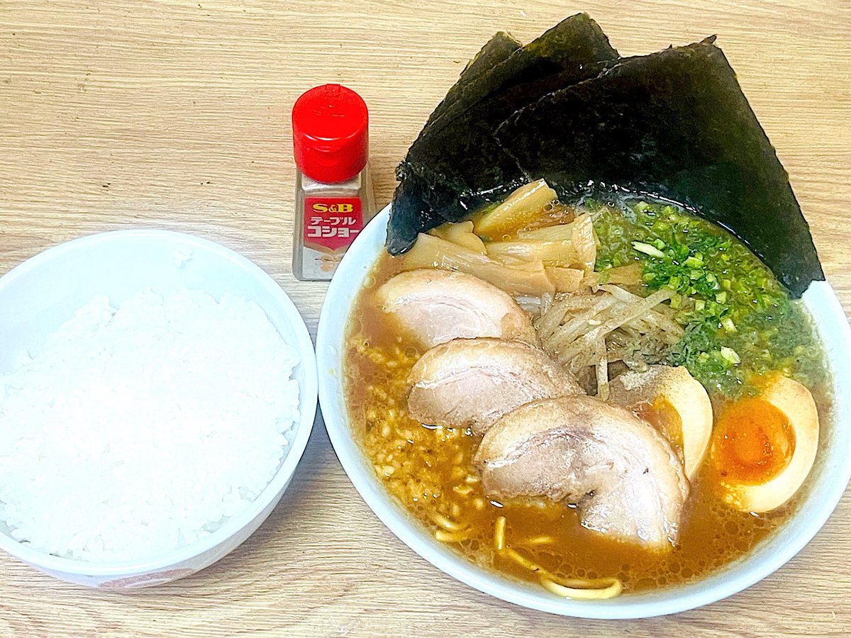 jiichan1964's tweet photo. 怠いので即席ラーメン(^◇^;)

即席ラーメン　ZUAAAN！　横浜家系 https://t.co/epsIVAEaAw