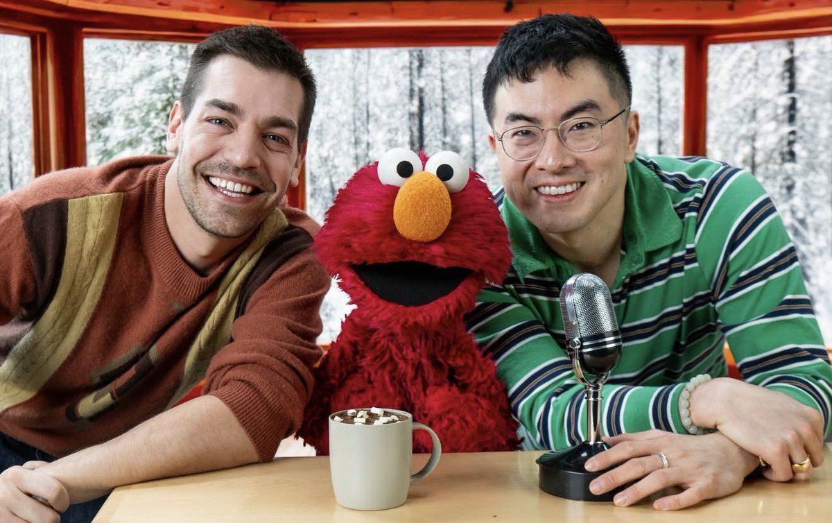 open gay couples be like “look who’s in town!”