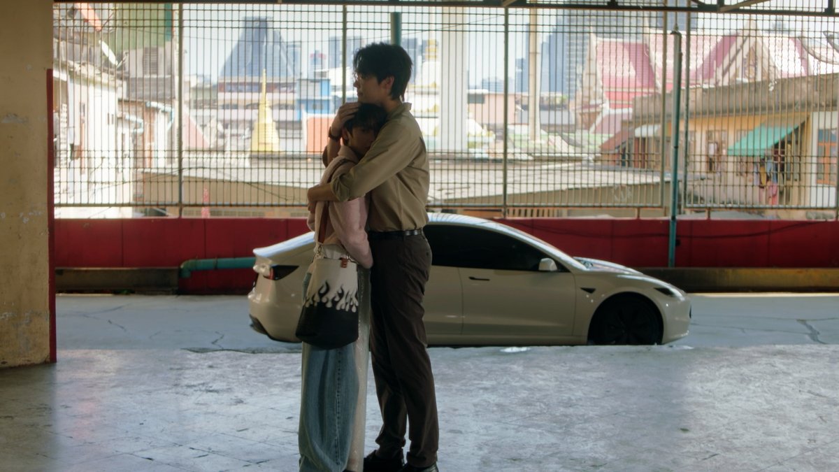 GMMTV's tweet image. คือรักเค้าแต่ไม่ได้อยากครอบครองเค้า แค่ต้องการให้เค้ามีความสุขเท่านั้นเลย ยกให้ภีมคือแสนดีที่หนึ่งเลยตอนนี้
#BurnoutSyndromeSeriesFinalEP

@AtthaphanP @dew_jsu