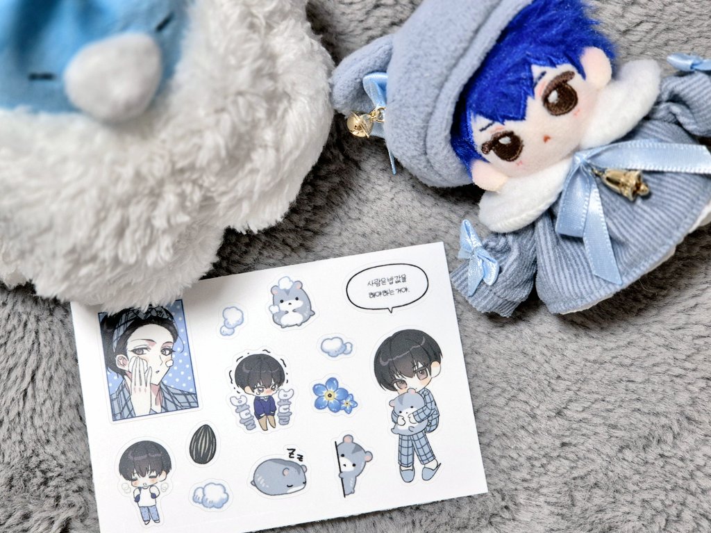 안녕 가좍들(생존신고)
이번주 합정 배세진 생카 가는 가좍들 있으면 꼬옥 알려주세요...🫶
애착 컴션주의 구원을 받아 나눔을 준비하였어요