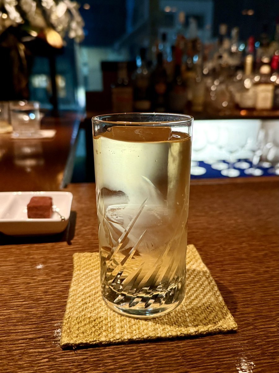 こちらは「普通のハイボール」です。 今日もチケ取りしてしまったので