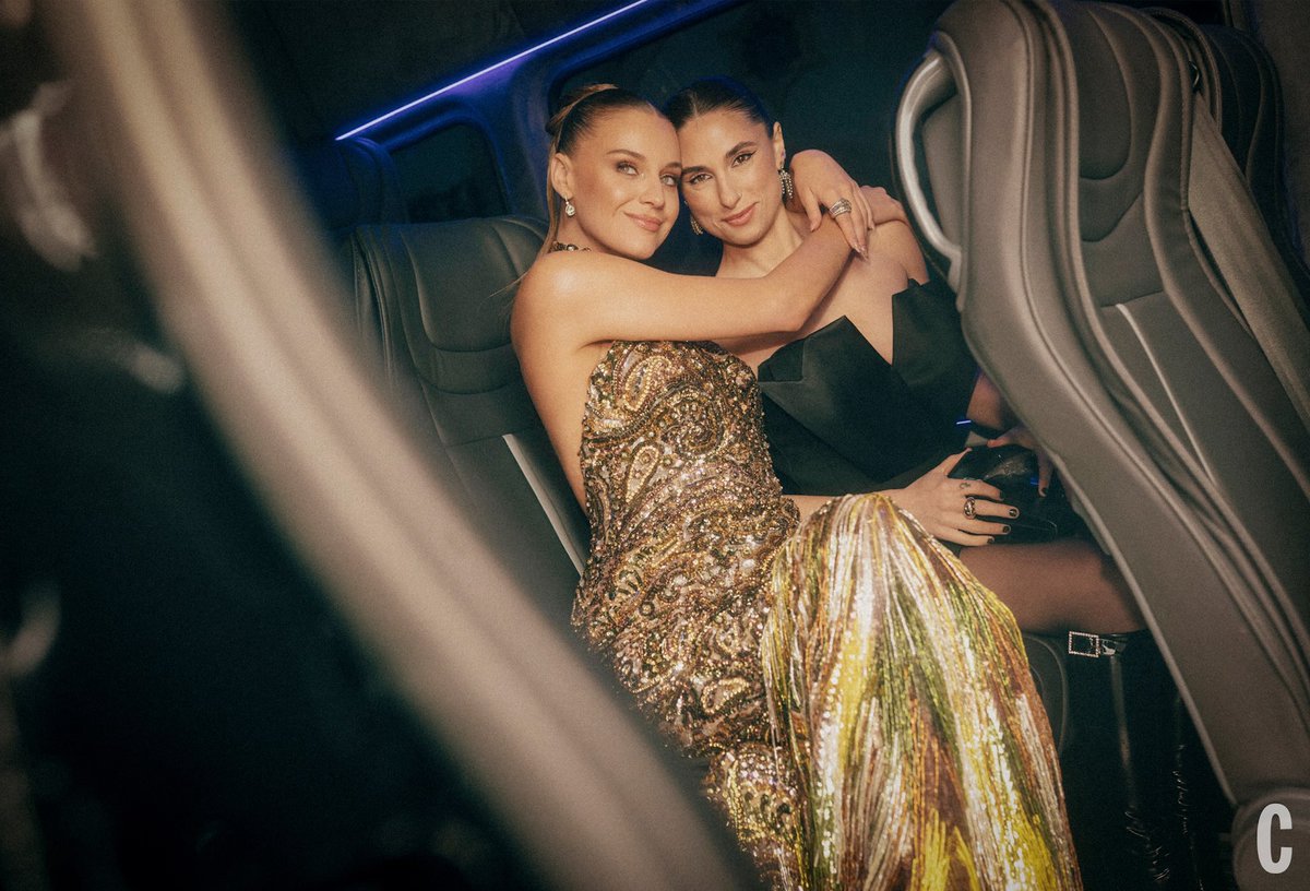 KelseaCentral's tweet image. Cosmopolitan x Grammy x Kelsea