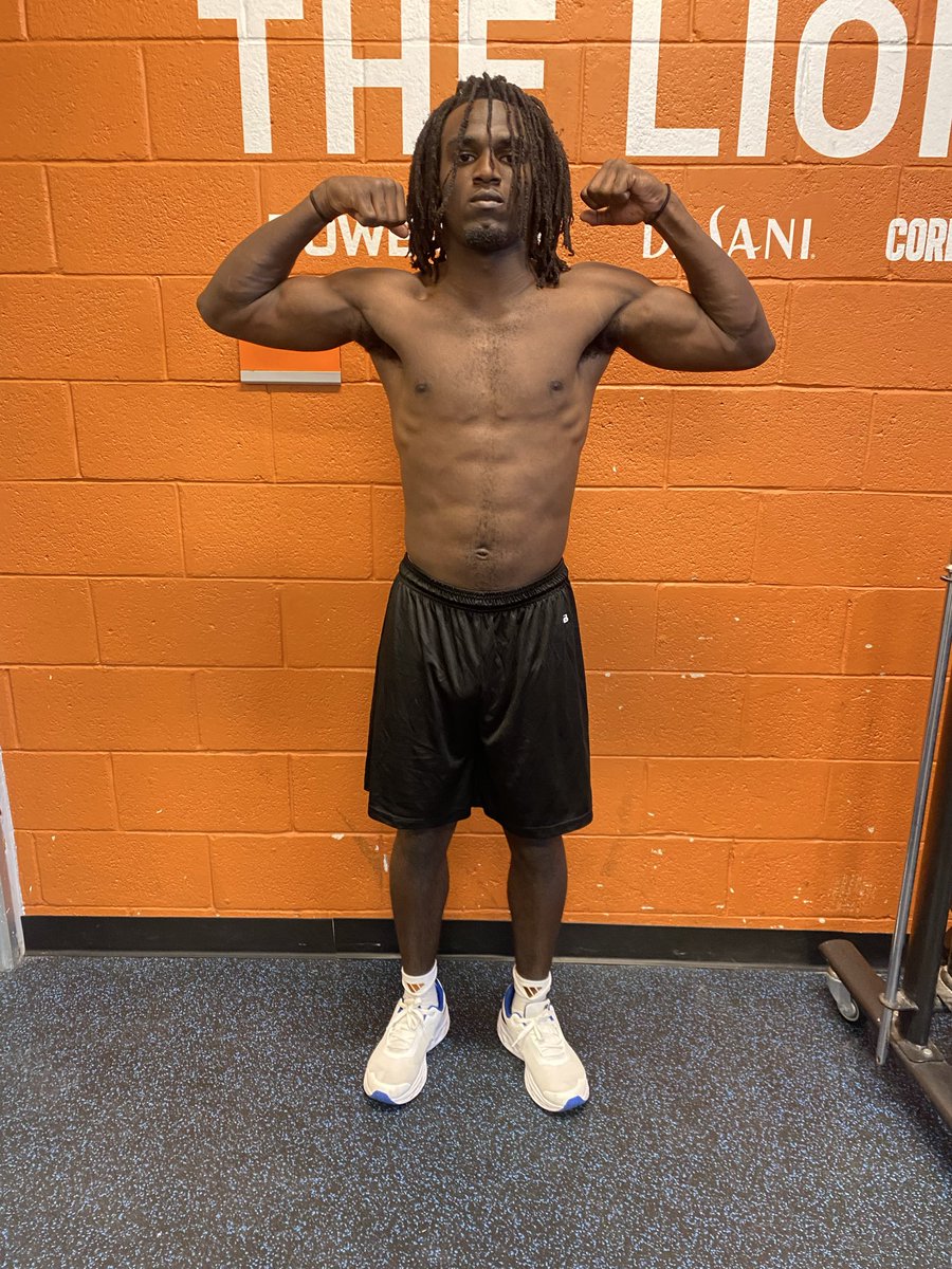 jsmitth01's tweet image. Bigger Stronger Faster thank god for this opportunity #naiaroute #year1