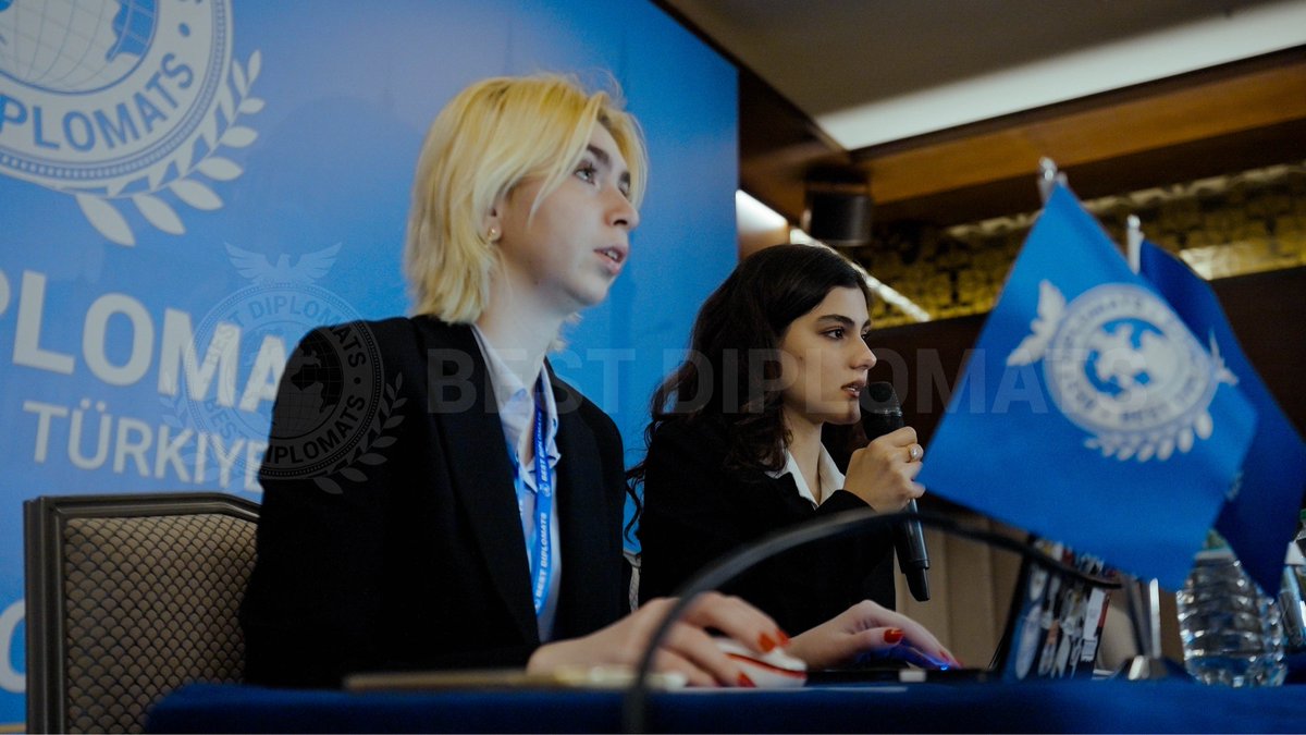 Best Diplomats tweet media