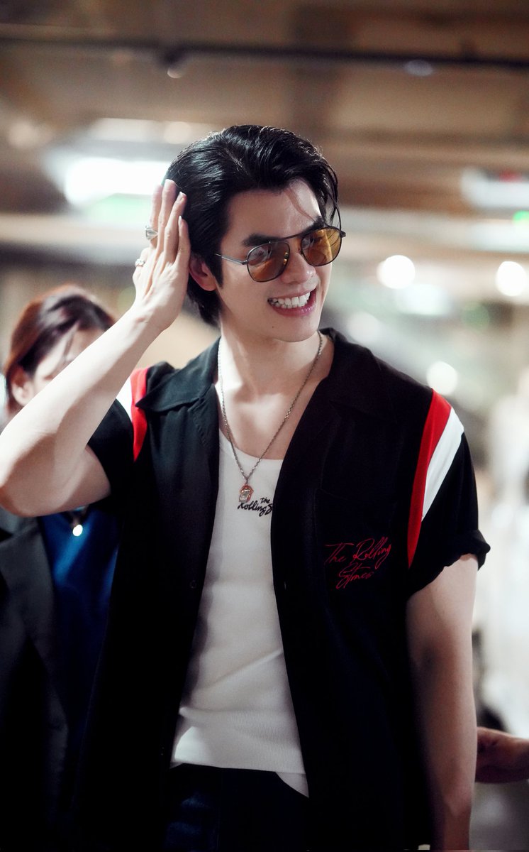 mileapoxjh's tweet photo. 😍😍😍
#CLEARTHAILANDxMile 
#ClearMaxCharge
#MilePhakphum @milephakphum https://t.co/3lyxOH0xFR