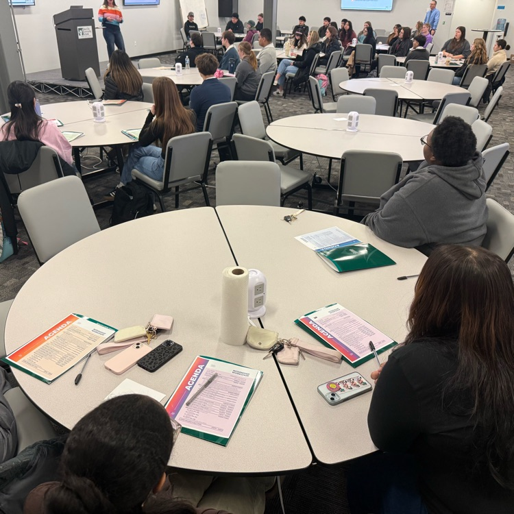 2nd semester Internship Onboarding day is off and running! Over 35 NEW interns going into the field and another group returning from 1st semester. Please wish these students luck as they enter their internships! Thank you to Barb Caskey, our HR Director for leading this morning!