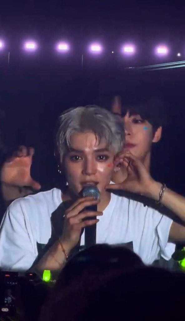 데요미를잡아먹기직전의뱀도 
(순간포착)