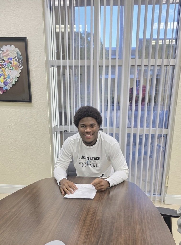 JENSEN BEACH HS tweet media