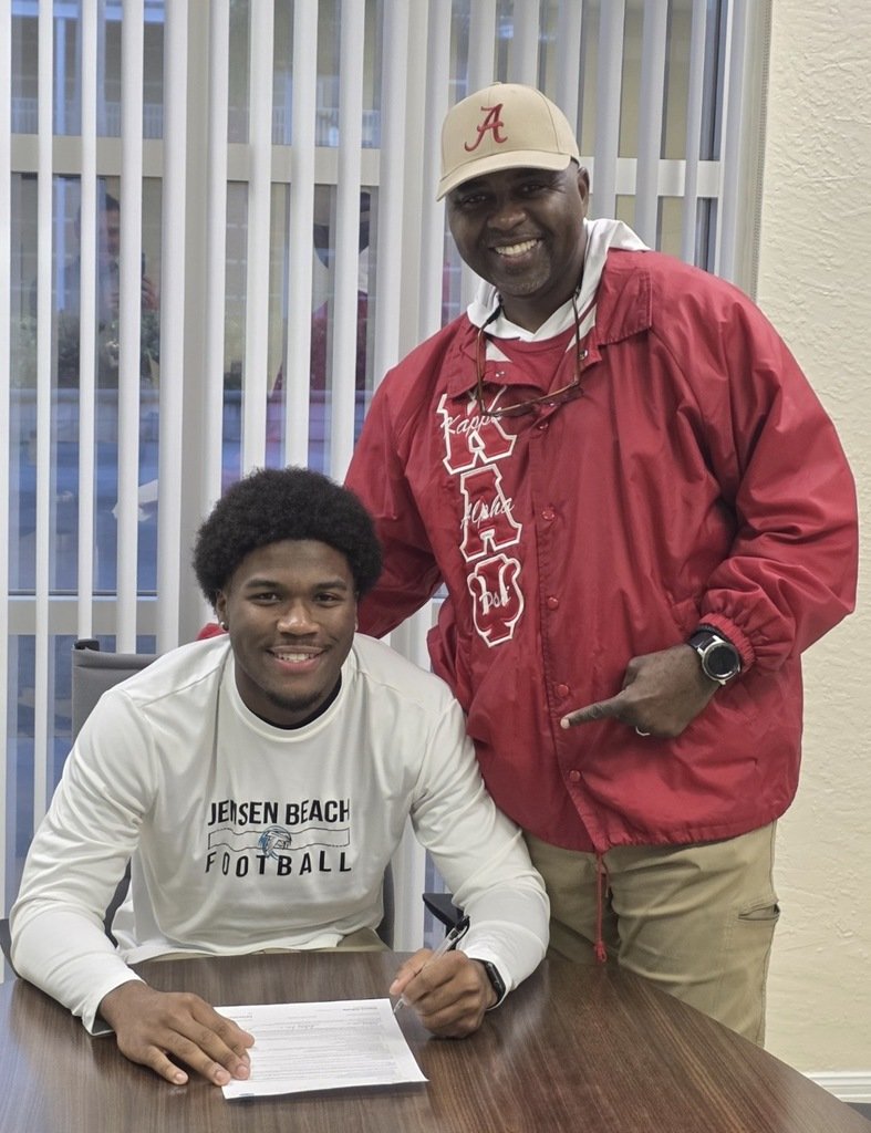 JENSEN BEACH HS tweet media