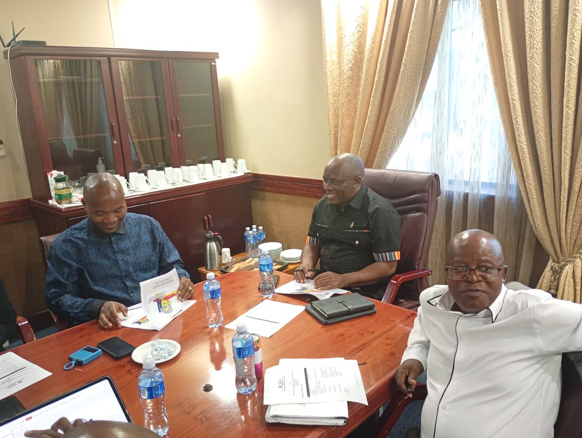 LimpopoLEDET tweet media