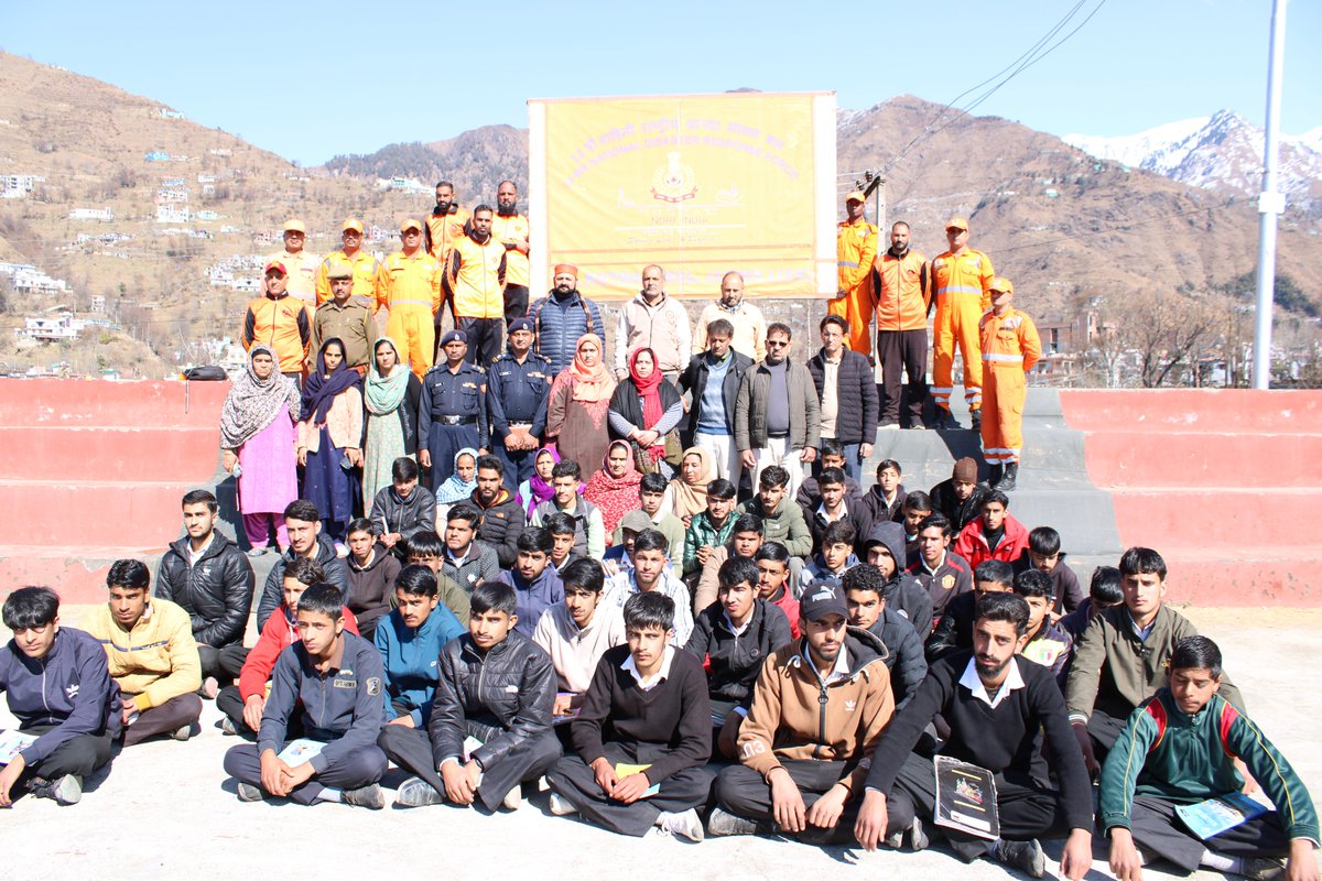13Bnndrf's tweet photo. The 13th Battalion, NDRF successfully conducted a School Safety Programme (SSP) at Government Boys Higher secondary School, Darhal -Malkan. Rajouri, Dist- Rajouri (J&K)
The session focused on first aid, fire safety, and disaster preparedness, empowering students with vital life-saving skills and enabling them to act as first responders during disasters.
@NDRFHQ
@ndmaindia
@official_dgar
@ANI