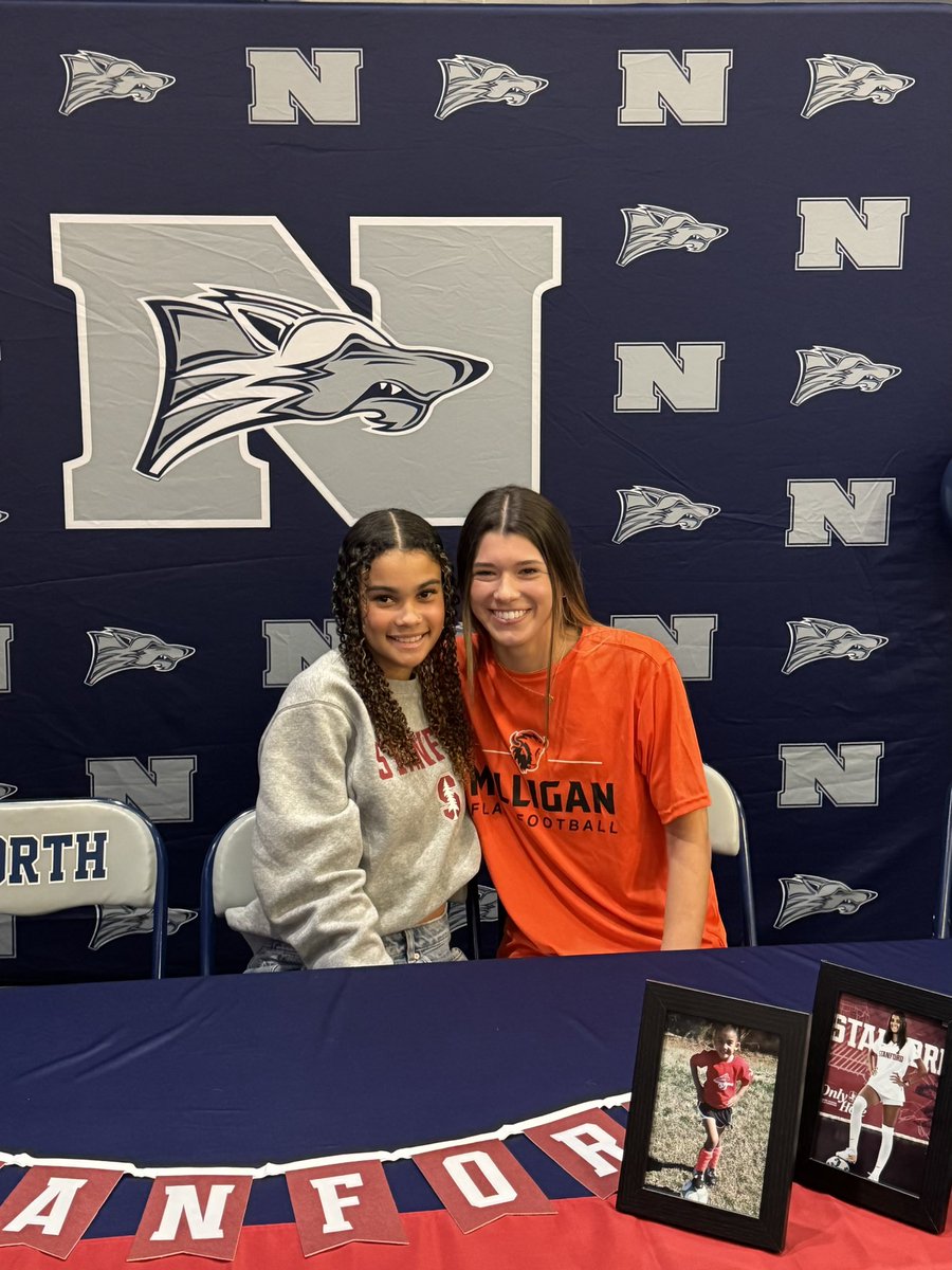 Kennedy_Kelly2's tweet photo. #SigningDay

Thankful to God, my family, and my friends for the support along the way. Despite injuries and adversity, I’ve grown stronger through it all. Grateful for the journey and ready for the next chapter at Stanford.

#GoStanford @StanfordWSoccer @Tophat08GA @NPLadyWolfpack @ImYouthSoccer @ImCollegeSoccer
