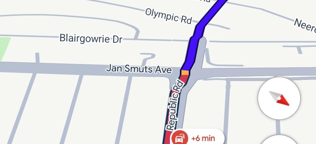 AnnieAnderson49's tweet photo. Broken traffic light 🚦 cnr Jan Smuts Ave &amp; Republic Rd Randburg. Causing disastrous traffic pile up. Plse send team to fix TY @Our_DA @CityofJoburgZA @MyJRA @ANCParliament https://t.co/ei8cODg5dE