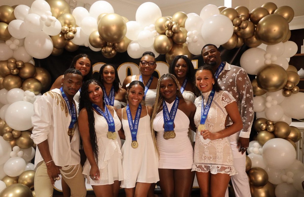 Happy #WCW | #BHM 🌎🥇💪🏾🦈🌹
<a href="/cea_raleigh/">Kelly Helton/CEA Raleigh</a> <a href="/CEA_CodeBlack/">CEA Raleigh Code Black</a>