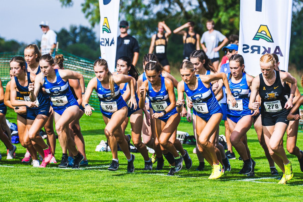 CreightonXC's tweet photo. These women 💙
Dream big. Work hard. 

#ngwsd 

#EyesUp #FutureIsBright #GoJays #CUxctf https://t.co/Ing9P24sjr