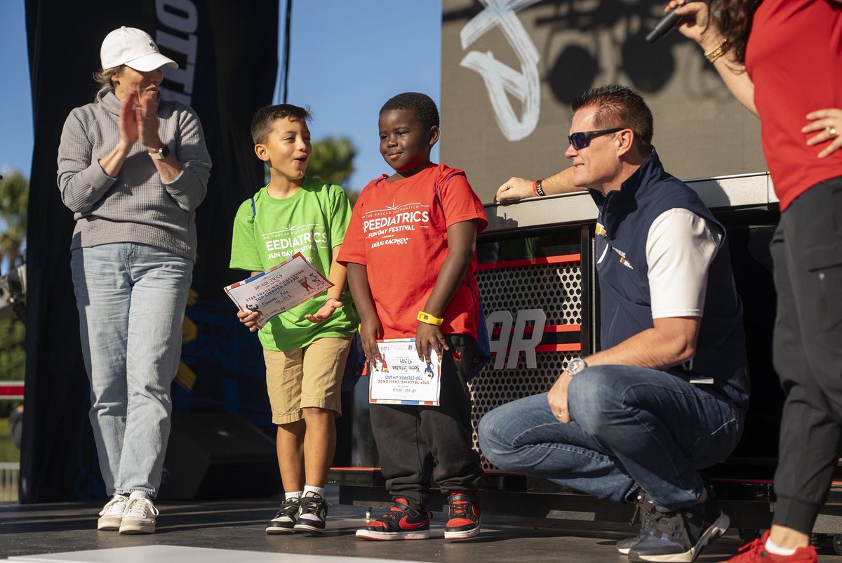 Kaulig Giving tweet media