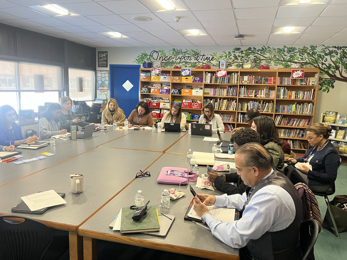 Crystal Hernandez tweet media