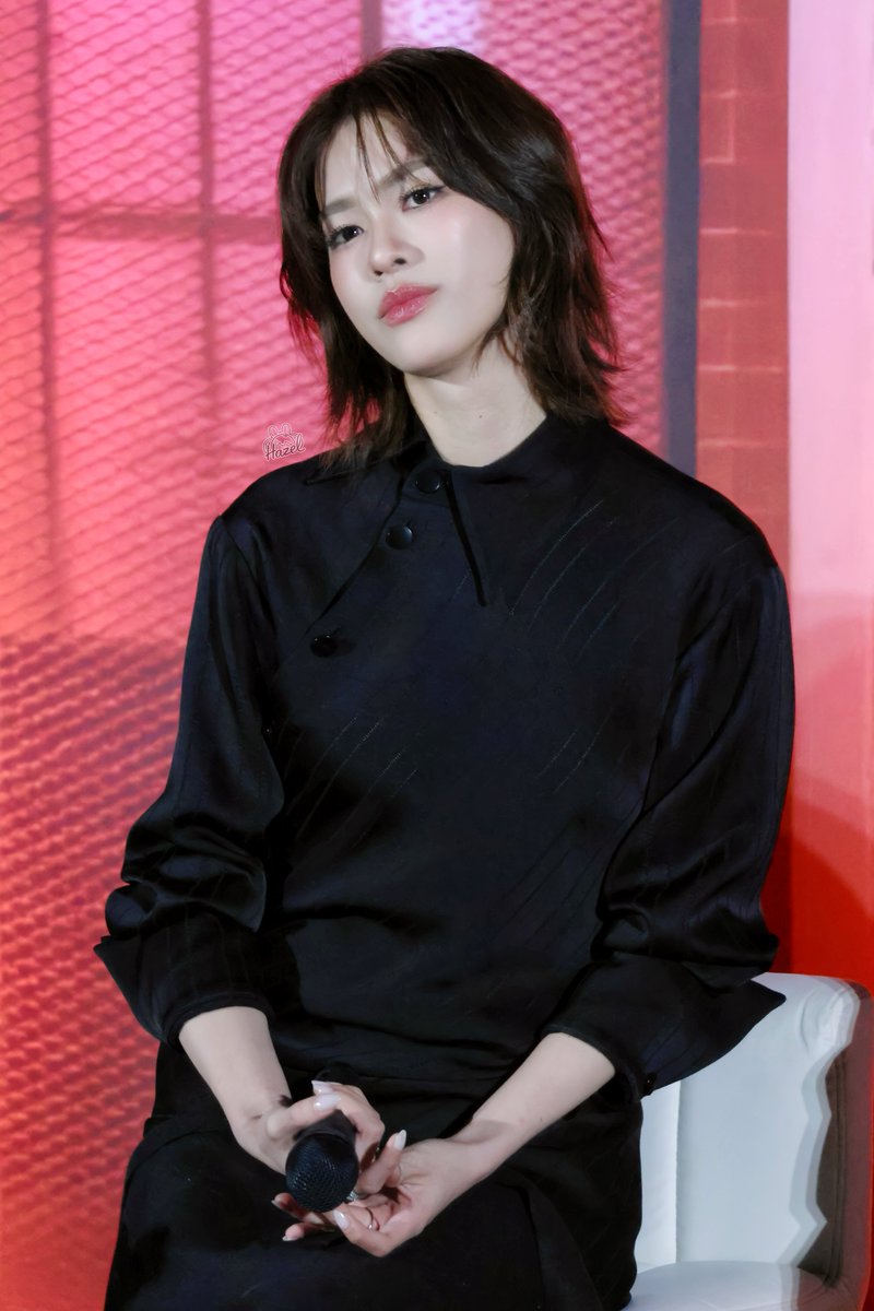 Hazel_07114's tweet image. I’m actually dying.🫠🧡

BURNOUT SYNDROME FINAL EP. FAN MEETING
#BurnoutSyndromeSeriesFinalEP
#emiamily @emiamily