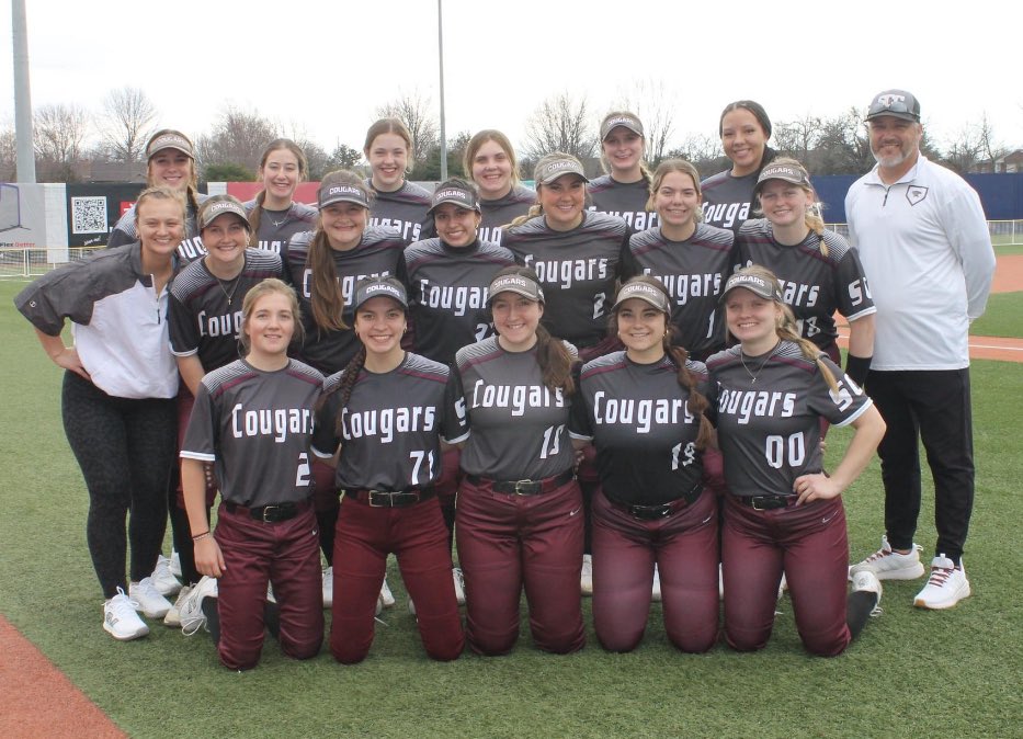 St. Charles CC Softball tweet media