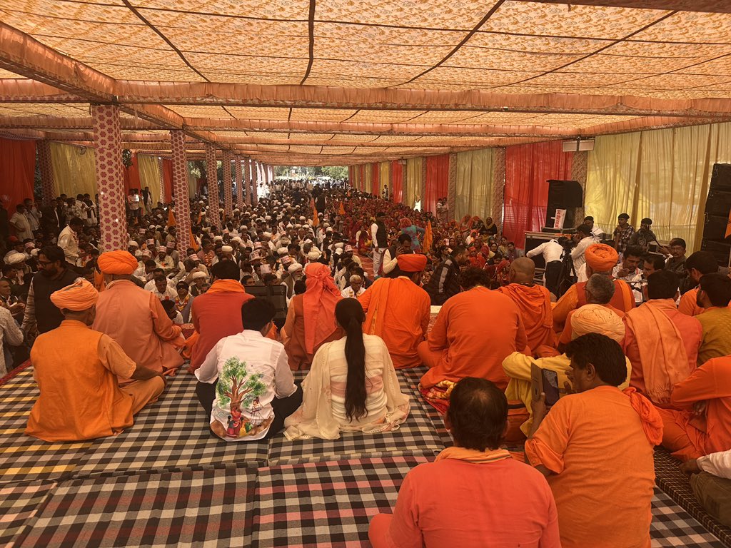 drmadhu_bishnoi's tweet photo. #WeWillSaveKhejari #खेजड़ी_बचाओ @RajCMO @BhajanlalBjp @IgpBikaner @BikanerDm @PMOIndia

हालत नाजुक फिर भी अन्न जल ग्रहण नहीं करेंगे पर्यावरण प्रेमी आंदोलन जारी https://t.co/h7VeQPKiT1