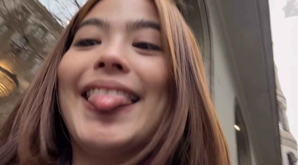 skyebloooo's tweet image. nagyayabang na syaaaa nagyayabang an syaaaa