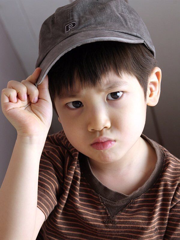 TXTChartData's tweet image. Happy birthday Taehyun❤️

ETERNAL YOUTH WITH TAEHYUN 
#ForeverWithYouTH
#텬냥이생일_모아가_축하한다고냥
#テヒョンはMOAの揺るがない星の光