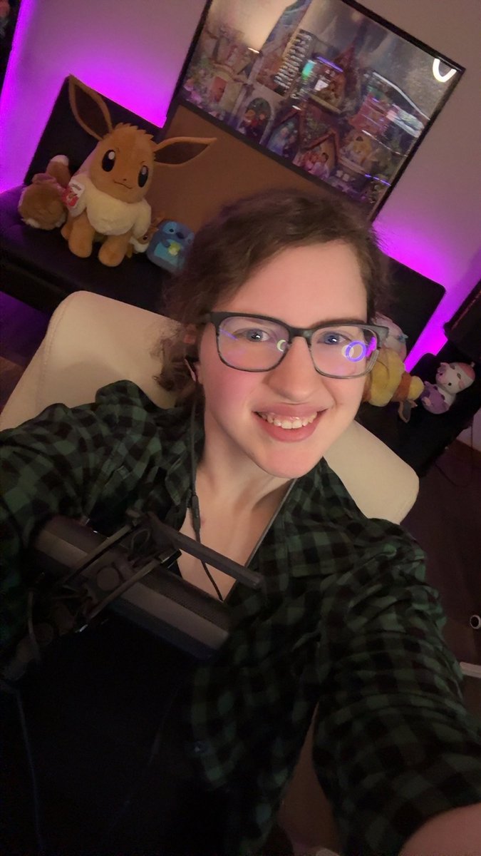 Morning all! Live bright and early for my usual Stardew Valley fun with <a href="/CrowdControl/">Crowd Control</a> with <a href="/Meistar_TTV/">Meistar</a> <a href="/PamdaRexTTV/">Pamda Rex</a> <a href="/ShinyEevee27/">ShinyEevee27</a> Come in and cause some chaos to us! twitch.tv/panthergal2018