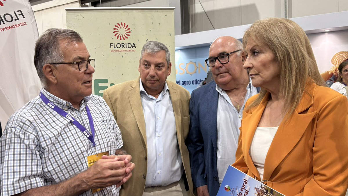 FloridaIDF's tweet image. Intendente @PajaroEnciso junto a las autoridades de la @_splf y Asociación Rural de Florida reciben  la visita de la Sra Presidenta en ejercicio @CosseCarolina y el Intendente se Maldonado Miguel Ángel Abella.