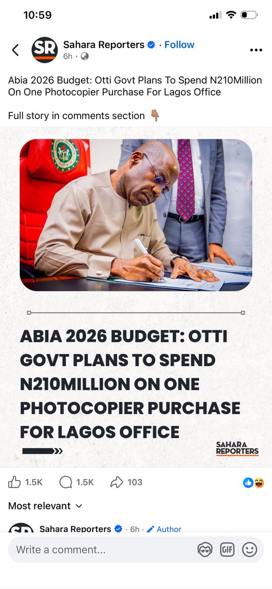 update2001's tweet photo. Saw this from Sahara Reporter, see comment sections. Abia People Love him like that. https://t.co/mNlx1GsVXH