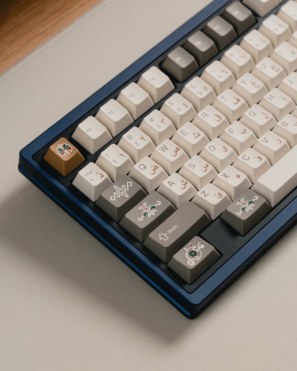 The Mass80 has a massive screen 🤔