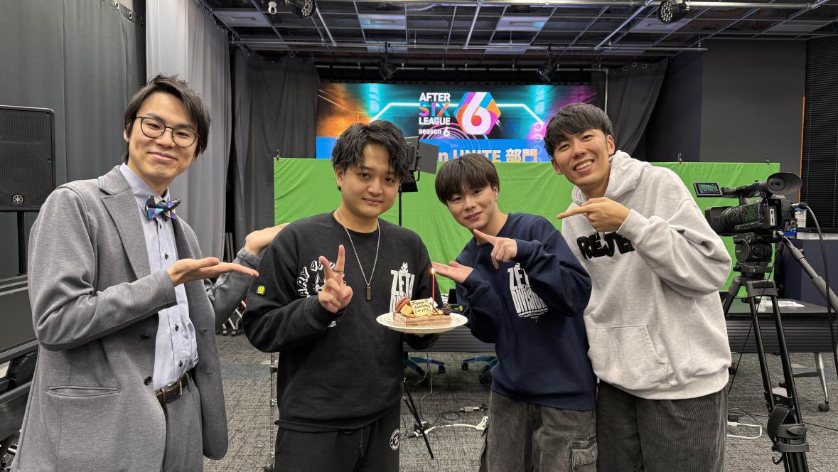 今年も社会人による熱くて楽しい大会に呼んでいただけきありがとうございます！
Day3もぜひ楽しんでください

あと誕生日ケーキまでありがとうございます🙇‍♂️去年篠原さんをお祝いしたなぁって思いながら会場に入りましたが、自分が祝っていただけるとは思いませんでした😭