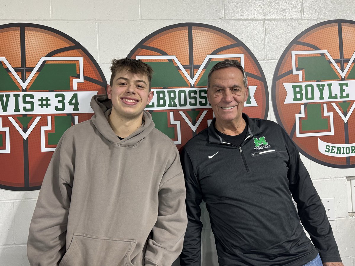 MHSsportsradio's tweet photo. Last night our broadcast team had the privilege of being joined by longtime Mason head coach &amp; Hall of Famer Coach Greg Richards. 

Coach Richards teamed with Isaac Vargo to share his basketball insight on the call. We hope this is the beginning of more to come. Thanks, Coach! https://t.co/pJDkCJYfZy