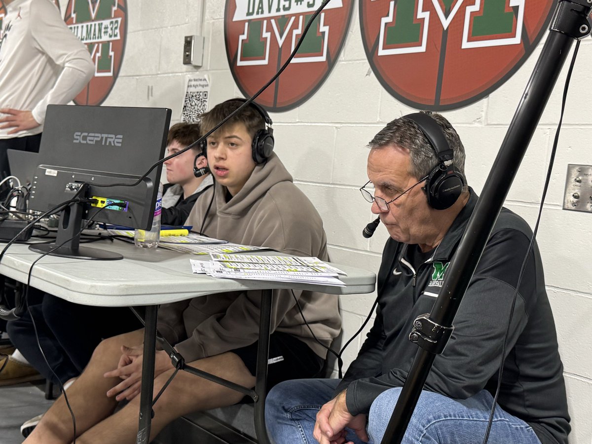 MHSsportsradio's tweet photo. Last night our broadcast team had the privilege of being joined by longtime Mason head coach &amp; Hall of Famer Coach Greg Richards. 

Coach Richards teamed with Isaac Vargo to share his basketball insight on the call. We hope this is the beginning of more to come. Thanks, Coach! https://t.co/pJDkCJYfZy