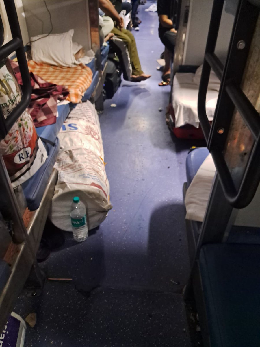 golukr's tweet photo. My elderly parents are on Train 22511 from TATA to NJP. Coach B2 is filthy, washroom stinking like a public toilet. Zero hygiene! Seat No. 65,68 | PNR 8141509746. Is this acceptable for senior citizens?
Train reaching KGP.
@RailMinIndia @RailNf @drm_lmg_nfr https://t.co/8aekBauAq8