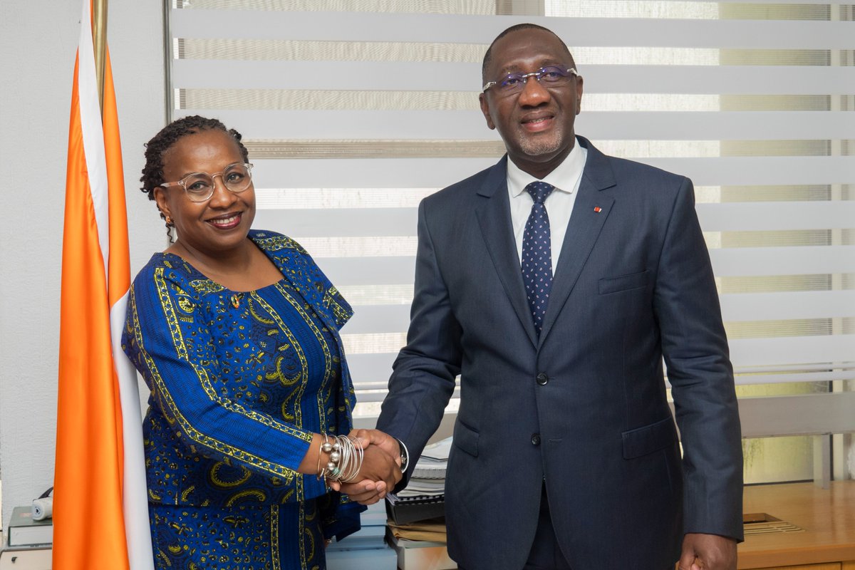 Coopération 🇨🇮–🇺🇳 en action ! 
Premiers échanges stratégiques entre la Coordonnatrice de l’<a href="/ONU_CIV/">Nations Unies Côte d'Ivoire</a> &amp; le nouveau Ministre du Plan &amp; du Développement, Dr Souleymane Diarrassouba, autour de l'appui des Nations Unies dans la mise en œuvre du Plan National de Développement 2026-2030.