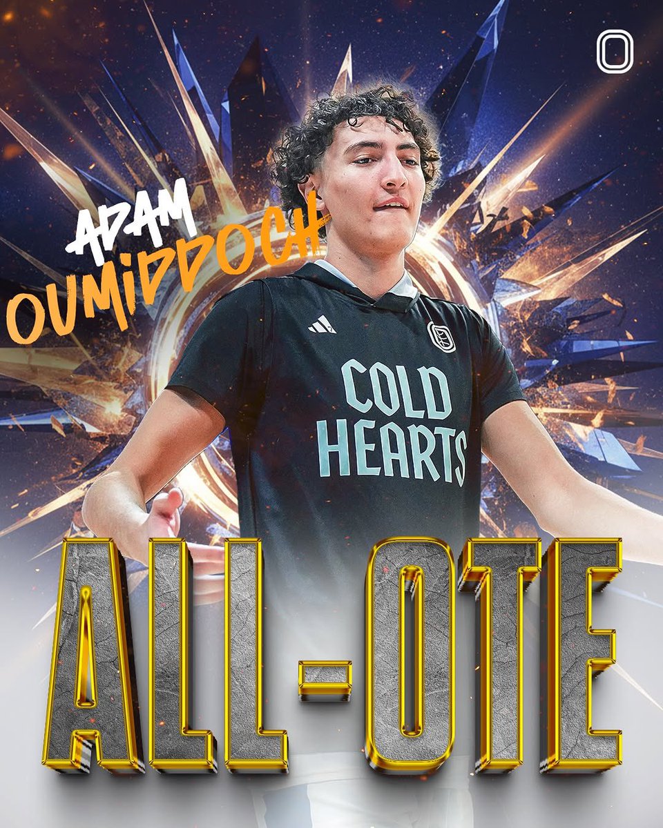 OvertimeElite's tweet photo. St. John’s signee Adam Oumiddoch’s path to All-OTE First Team 🏆🗽@Adamshiftygoat 

So. ➡️ 12.9PPG, 3.9RPG, 45/33/82
Jr. ➡️ 17.1PPG, 6.0RPG, 41/31/82
Sr. ➡️ 28.2PPG, 6.6RPG, 50/39/89

Best scorer in HS basketball 💯 https://t.co/hk6IiXvjIe