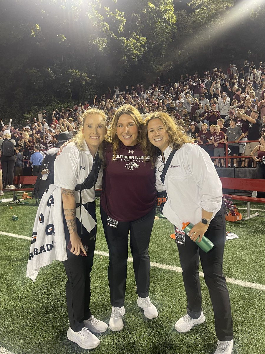 Elizabeth Toth tweet media