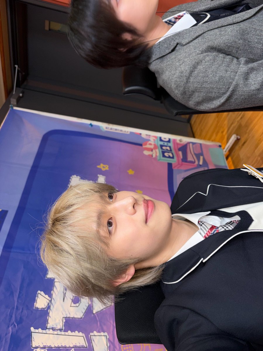 🐥💭• 5/2/26 • 12:07am

📸

off-work!