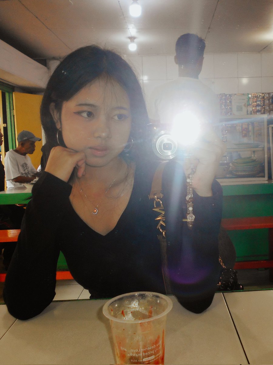 aisika🌔 tweet media