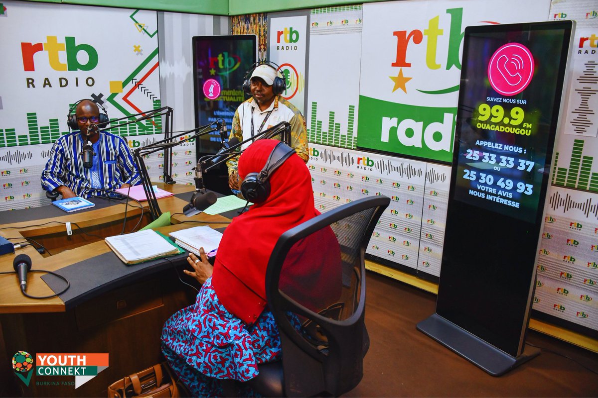 YouthconnektB's tweet photo. L'initiative ROPI à l’honneur sur la TRB Radio
YouthConnekt Burkina a participé à Top Jeunes ce 03/02/2026.
Les échanges ont porté sur les acquis de l’initiative et les perspectives pour l’insertion professionnelle des jeunes ruraux.
#YouthConnektBurkina #ROPI
DCPMR_SP/YC-B https://t.co/rxcuJIplho