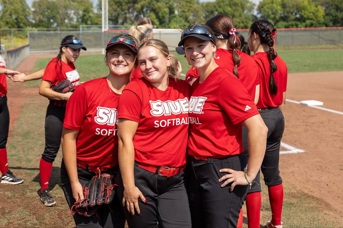 SIUE Softball tweet media