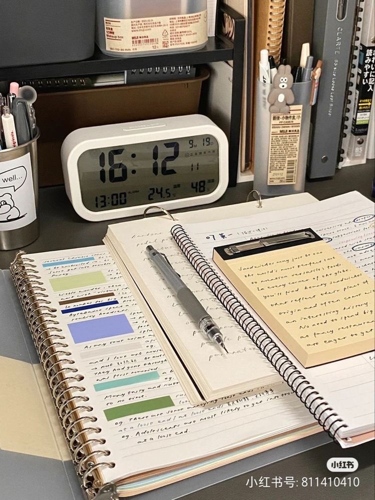ceelune_'s tweet photo. study sessions https://t.co/0sRBUrA55i