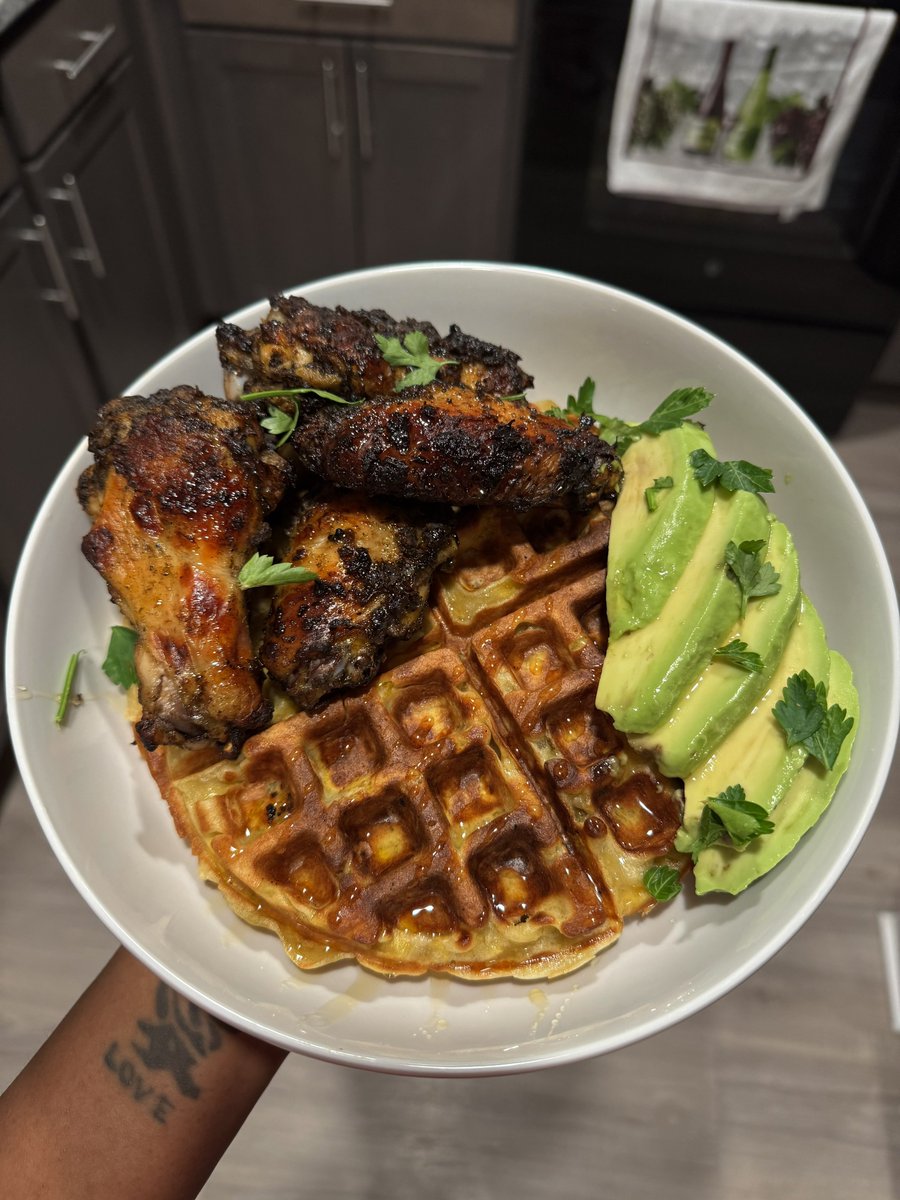 Jerk chicken and plantain waffles drizzled with honey and a side of avocado 😋🇺🇸 x🇯🇲