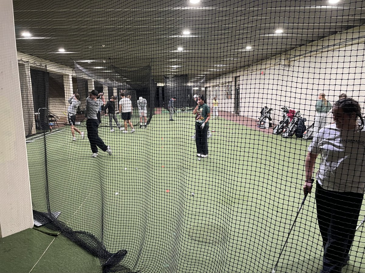 Buffs working hard inside Lacy Fieldhouse this week while the remnants of the recent winter storm pass.  #GoMilliGolf