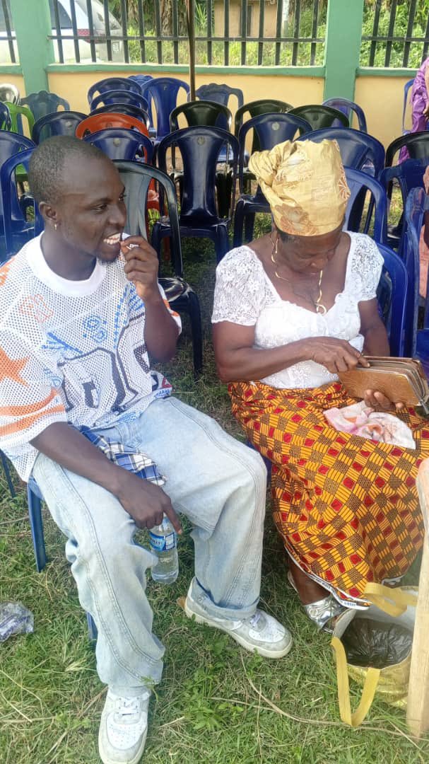 BigDennis tweet media