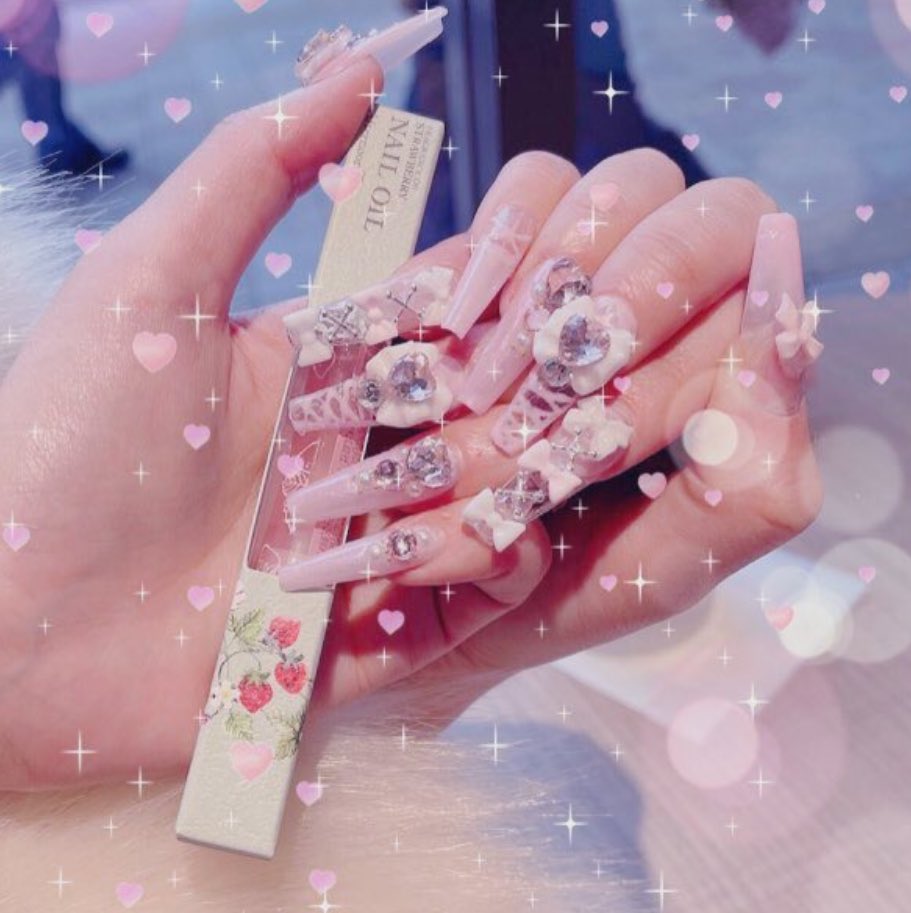 このネイル可愛いからまたしよう*･゜ﾟ･*:.｡..｡.:*･💓🤍🐰🤍💓*:.｡. .｡.:*･゜ﾟ･*
とりあえず今はdanceの振りおぼえる*･゜ﾟ･*:.｡..｡.:*･💓🤍🐰🤍💓*:.｡. .｡.:*･゜ﾟ･*