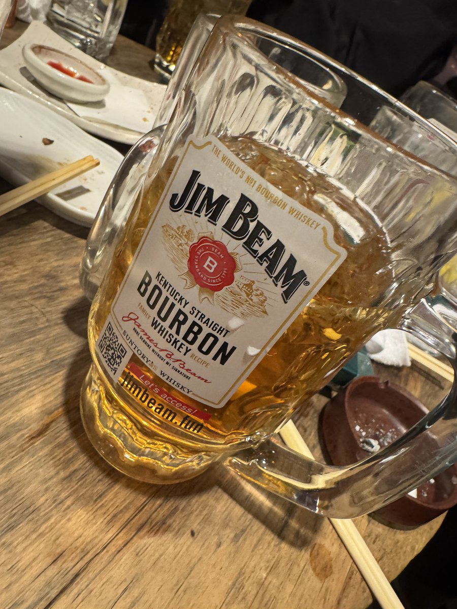 morimarimo21's tweet image. 今日も飲み！何だかんだ土曜からずっと飲んでるな！帰りの電車イギリス2スウェーデン1に絡まれて楽しかったwへそ当てゲームして、「おちんちん」を教えたww